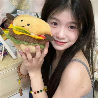 爱上小男人